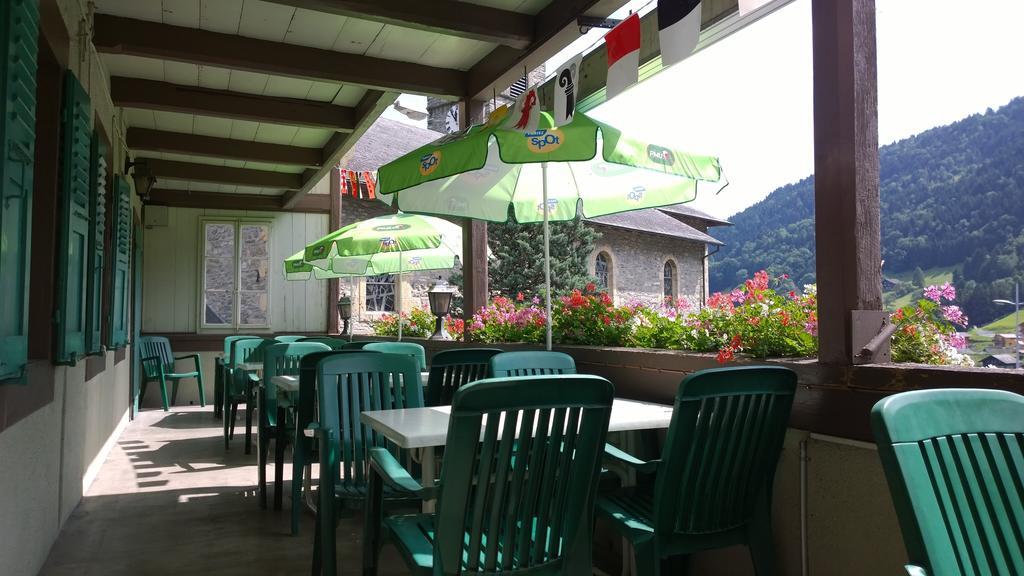 Helvetia Bed & Breakfast Troistorrents Bagian luar foto